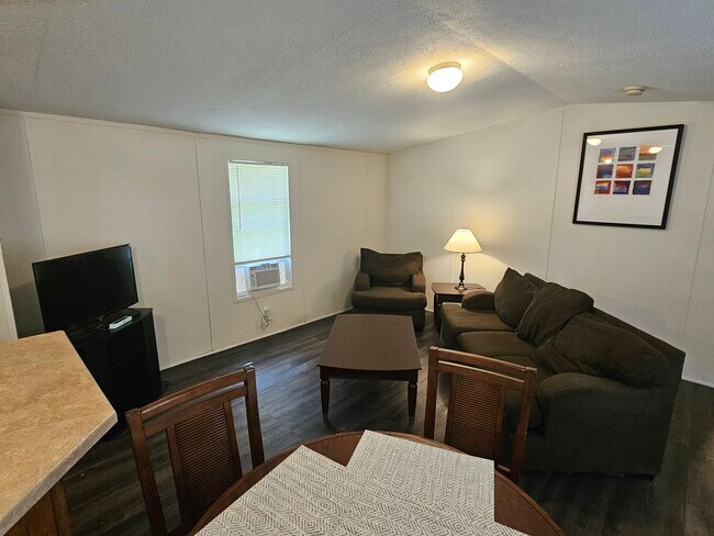 Foto del edificio - 1225 Osteen St