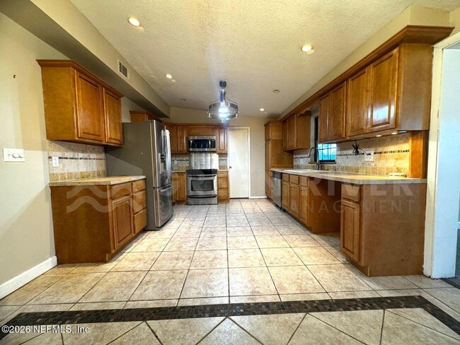 Foto del edificio - 246 Sara Dr