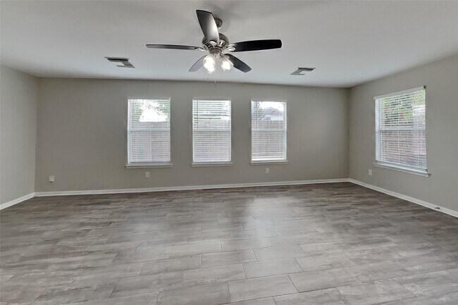 Foto del edificio - 3338 Painted Meadow Cir