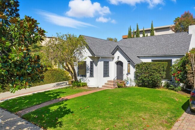 Foto del edificio - 2156 Linnington Ave