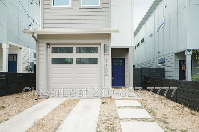 Foto del edificio - 2109 Schley Ave
