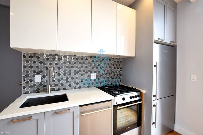 Foto del edificio - 404 Brooklyn Ave