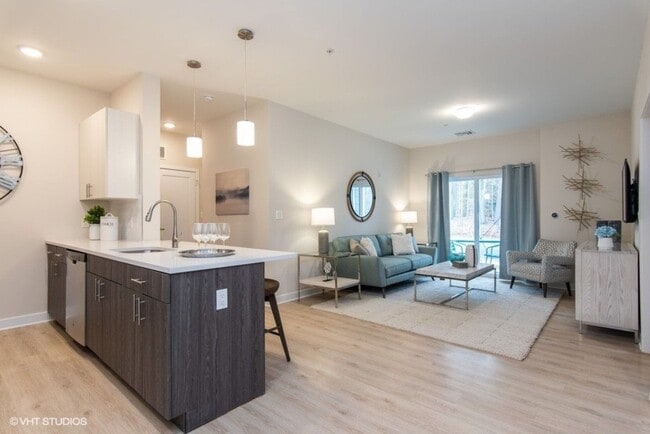 Interior Photo - The Preserve at Great Pond