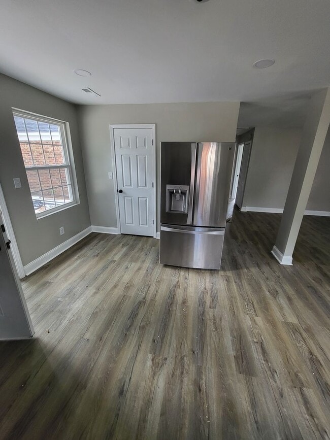 Foto del edificio - Remodeled 3BR home minutes from Uptown Cha...