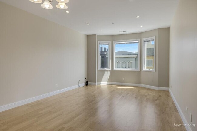 Foto del edificio - 349 25th Ave