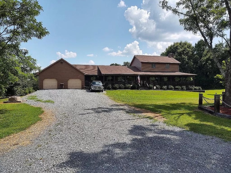 6909 Dallas Cherryville Hwy, Bessemer City, NC 28016 House Rental in