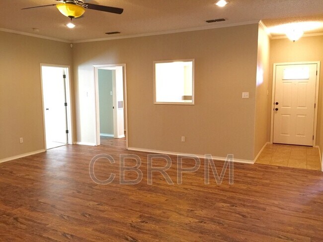 Foto del edificio - 6036 74th St