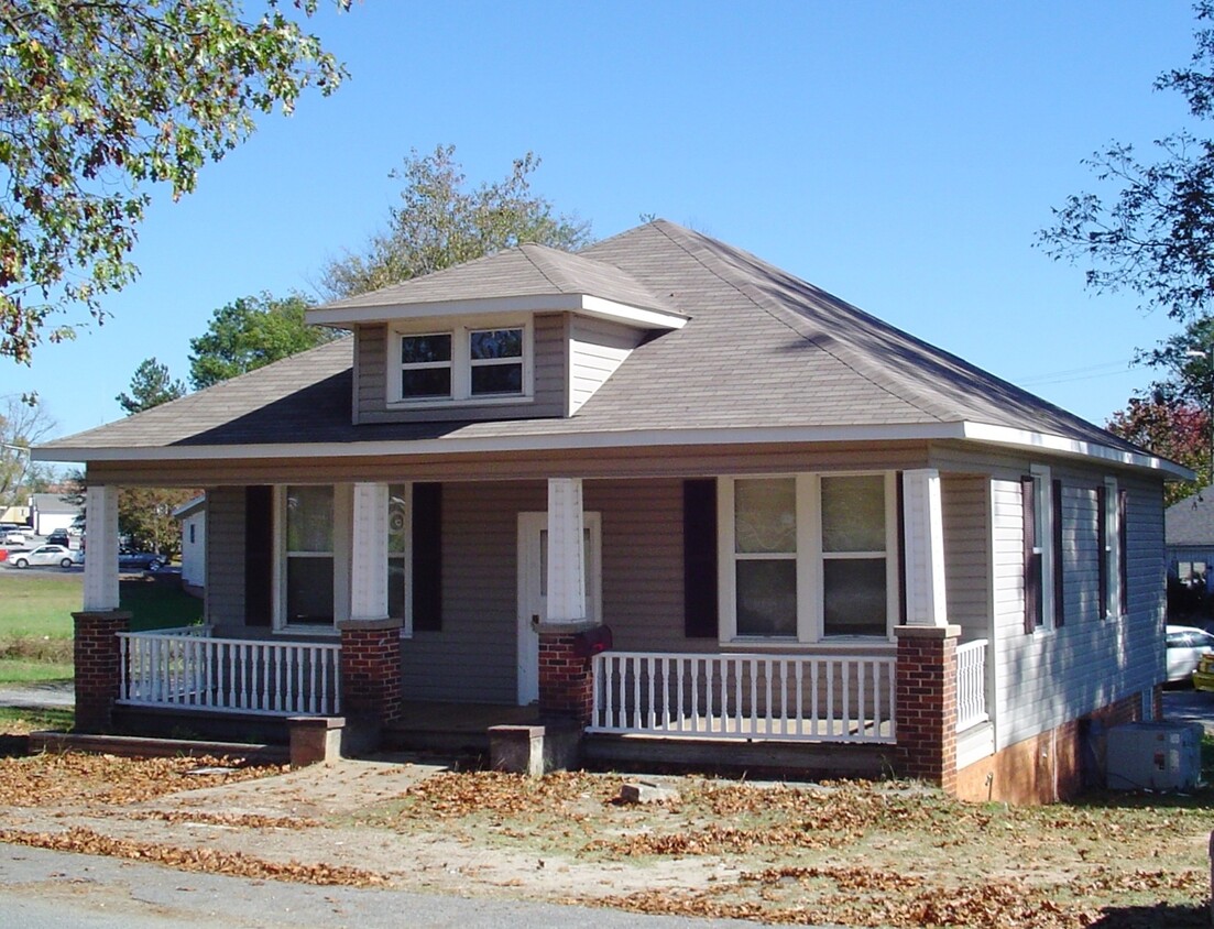 Primary Photo - Historic Bungalow Recently Renovated Block...