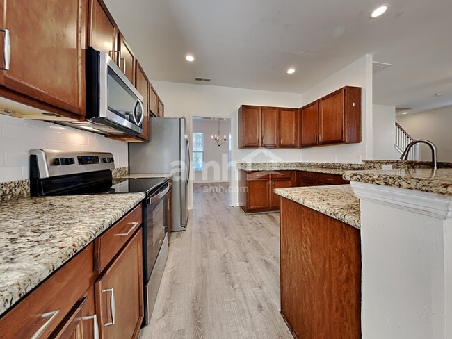 Building Photo - 306 Peters Creek Dr