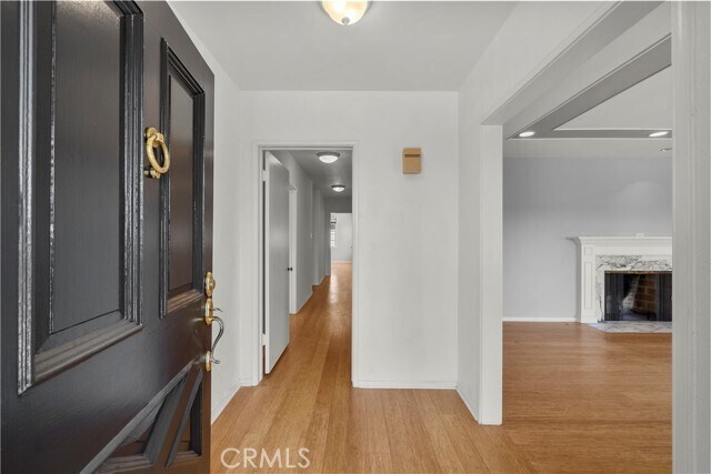 Foto del edificio - 523 Meadows Dr