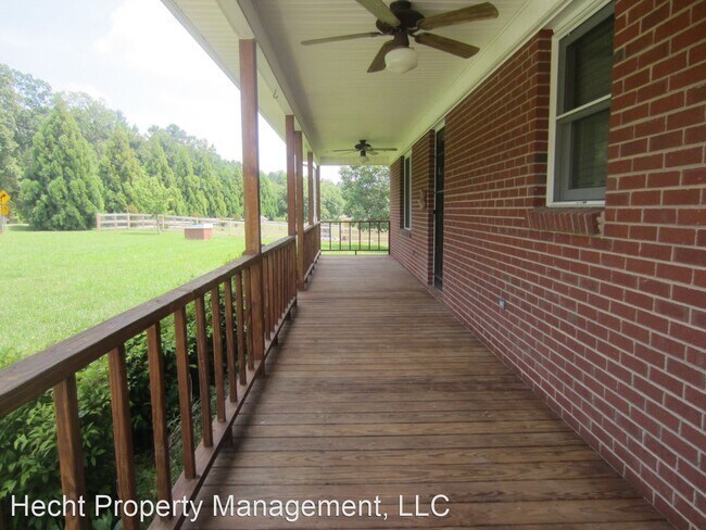 Foto del edificio - 2 br, 2 bath House - 4766 Old Plank Rd