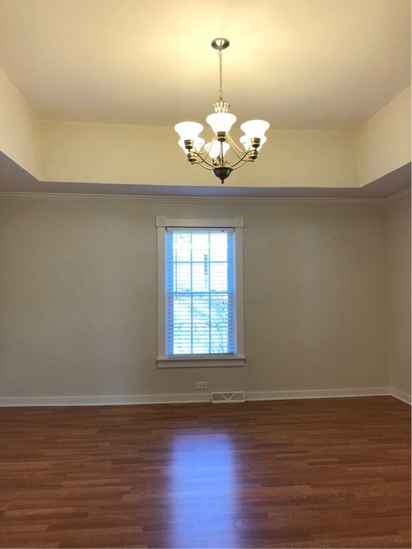 Foto del edificio - 405 W Mill St