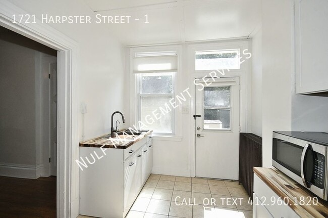 Photo - 1721 Harpster St House