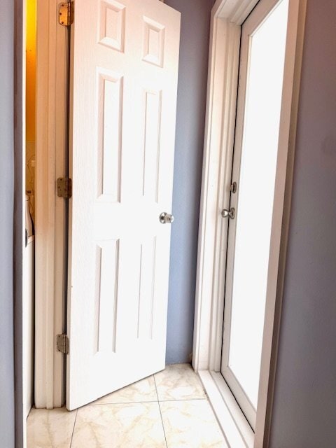 Foto del edificio - 2410 N 59th Terrace