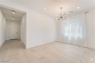Building Photo - 10249 Eden Mountain St