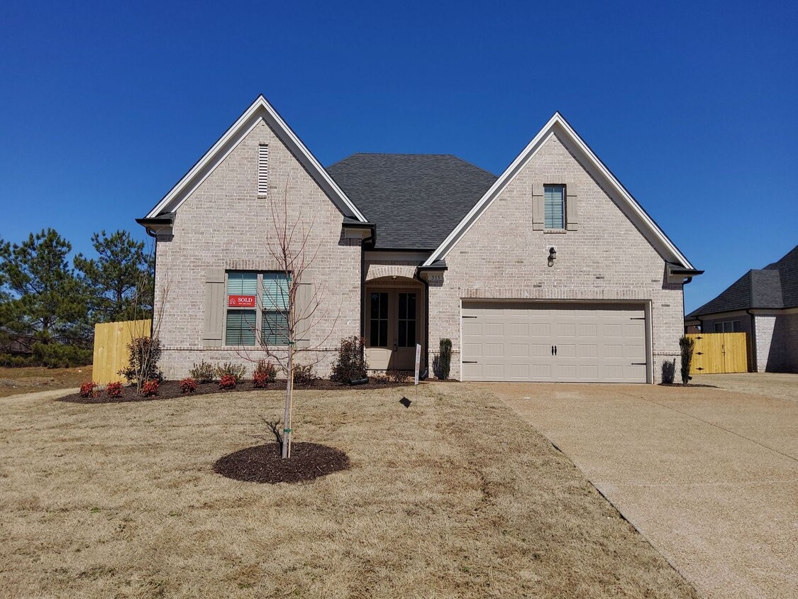 Primary Photo - New Build in Oakland, TN!