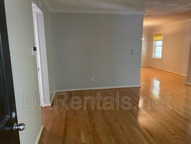 Foto del edificio - 1445 Monroe Dr NE