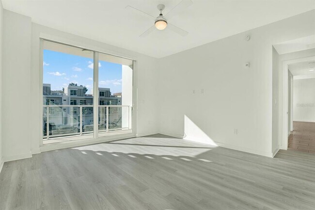 Foto del edificio - 920 N Osceola Ave