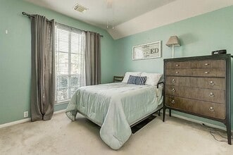 Building Photo - 2617 Sunday House Dr