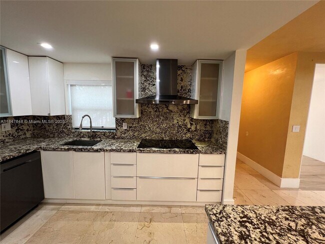 Foto del edificio - 840 NE 199th St