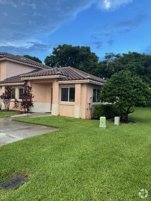 Building Photo - 707 NW 208th Dr