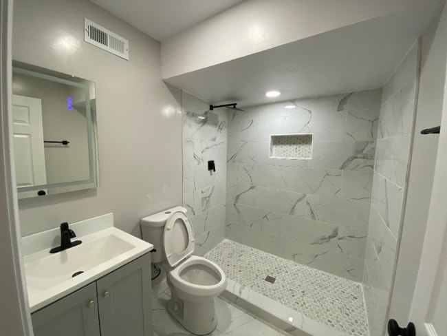 Foto del edificio - 353 Daleview Dr