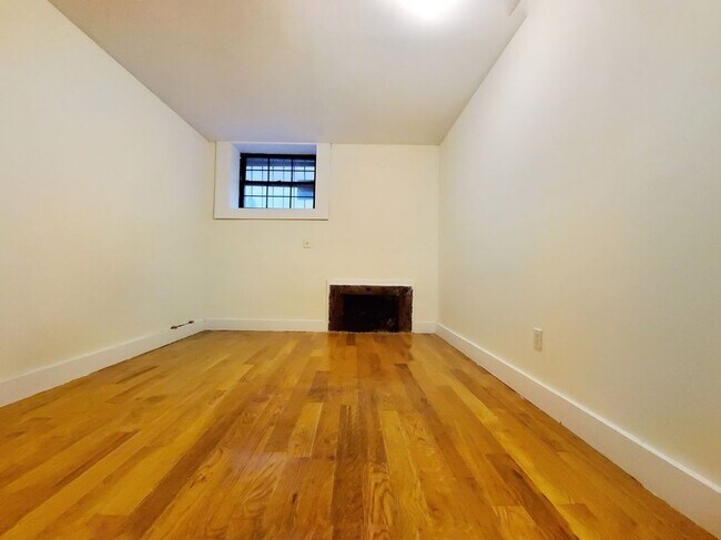 Foto del edificio - 360 Franklin Ave