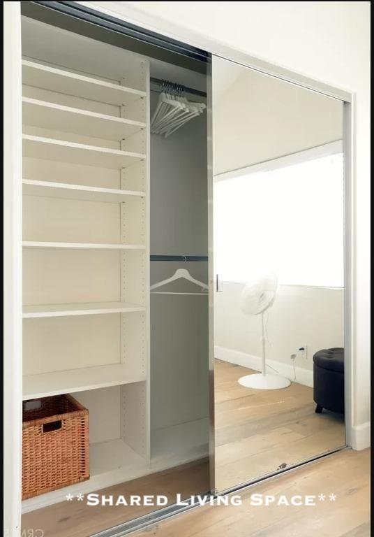 Building Photo - bedroom in Los Angeles CA 91303
