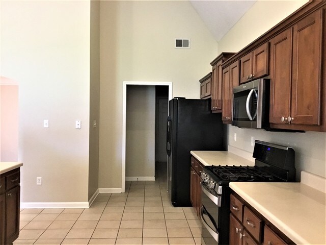 Foto del edificio - 5650 Truman Cove