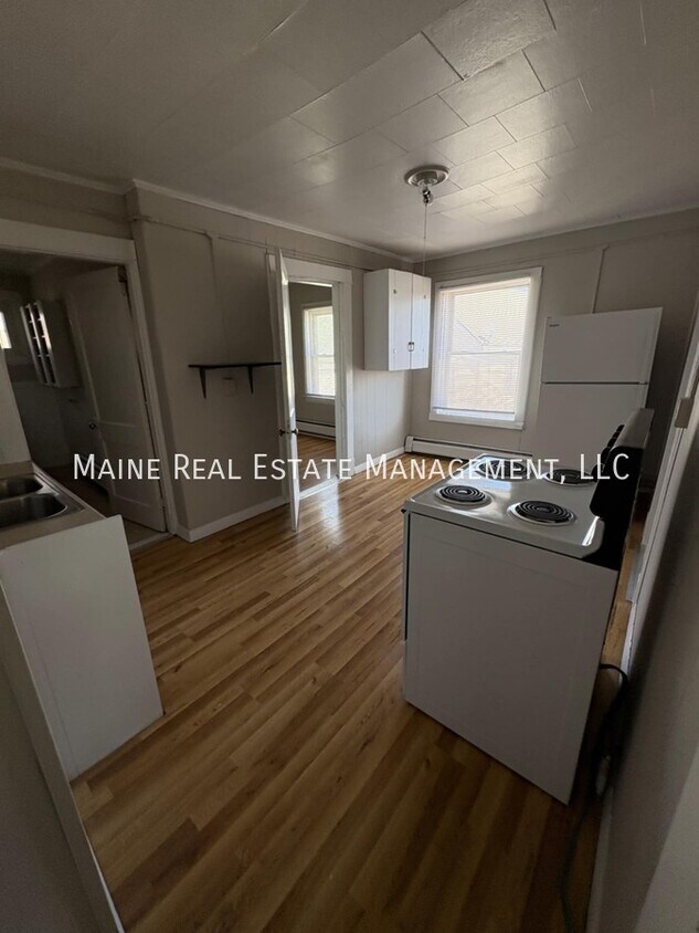 Primary Photo - 124 York St