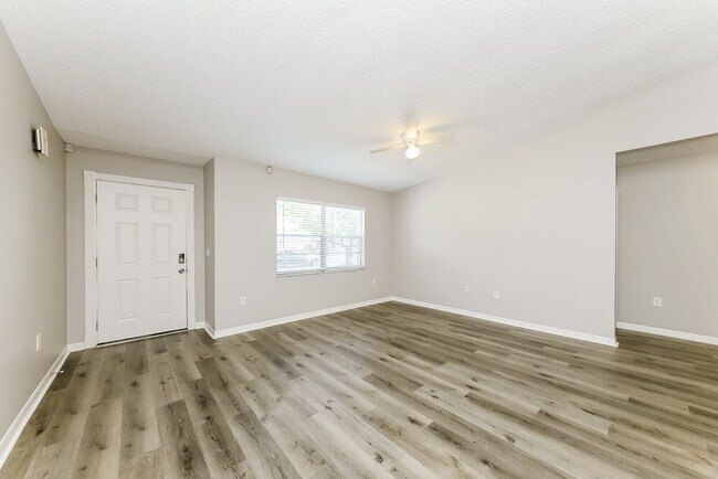 Foto del edificio - 7018 12th Ct E