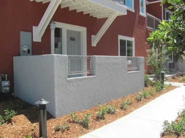 Foto principal - 866 Lawrence Dr
