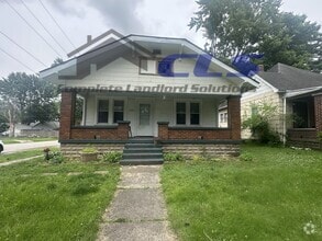 Building Photo - 1300 S 19th St