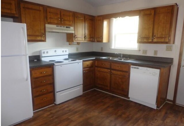 Foto del edificio - 206 Hickory Grove Dr