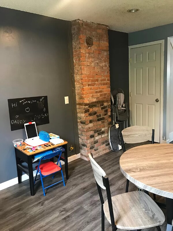 Building Photo - 17-19-19 Middle St