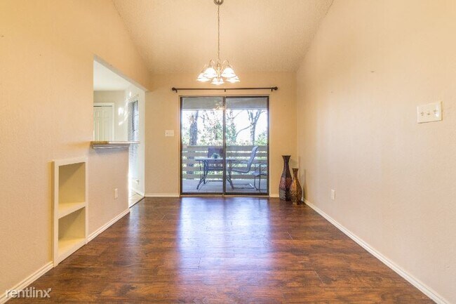 Foto del edificio - 2 br, 2 bath Condo - 4508 Forestgate Cir