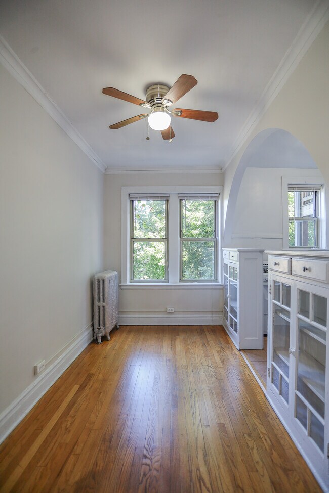 Foto del edificio - 5720 S Blackstone Ave