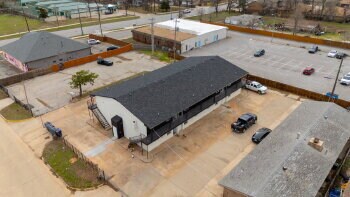 Building Photo - Charming 1 Bed, 1 Bath Apartment in NW OKC