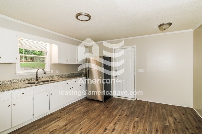 Foto del edificio - 3900 Oakmont Dr