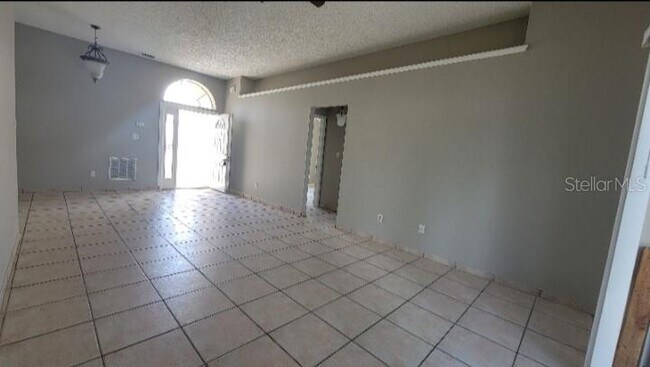 Foto del edificio - 2501 Shelby Cir