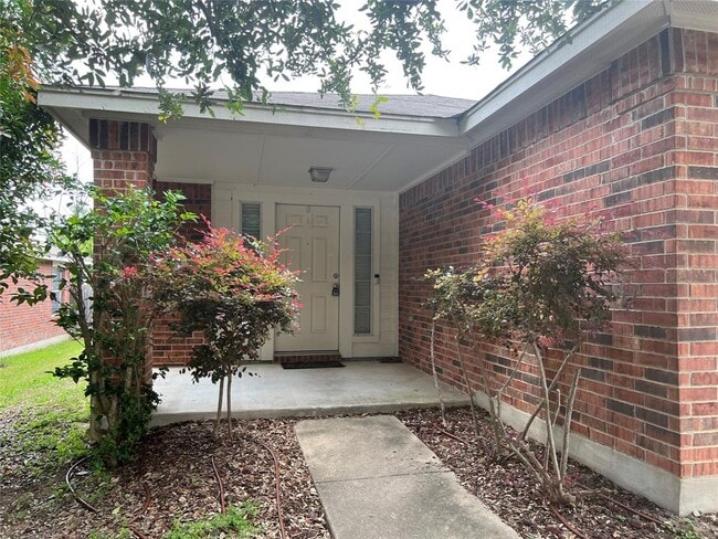 Foto del edificio - 1629 Tea Leaf Dr