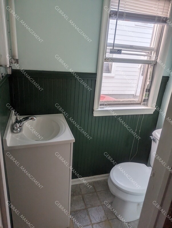 Foto del edificio - 217 S Franklin Ave