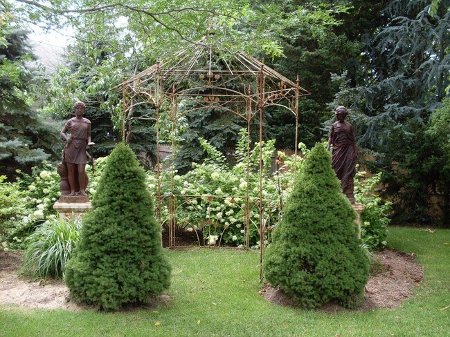 Building Photo - 88 N Main St