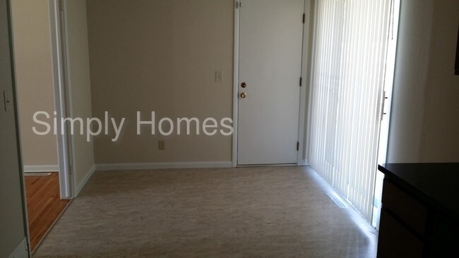 Building Photo - 12242 Kuehl Cir