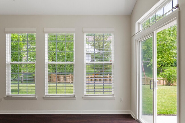Building Photo - 344 Indian Pointe Dr