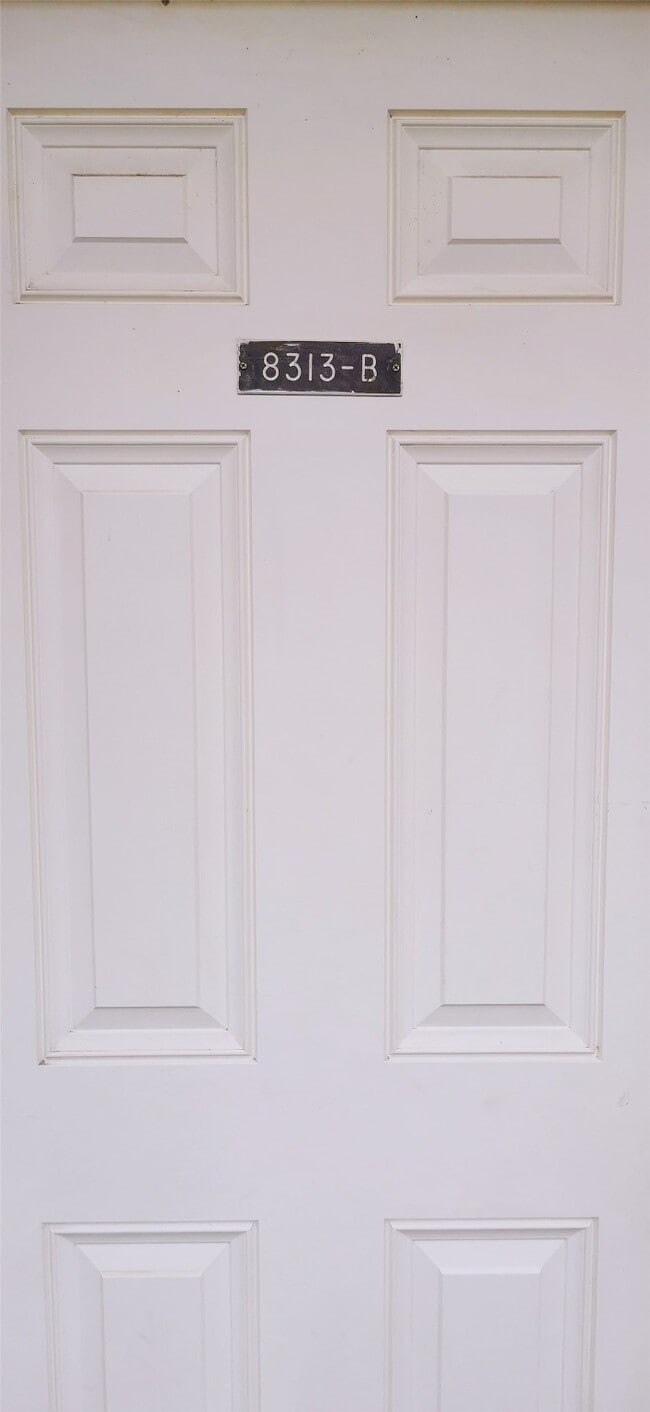 Building Photo - 8313 Augustine Dr