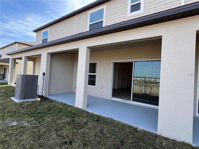 Foto del edificio - 32095 Pond Apple Bnd