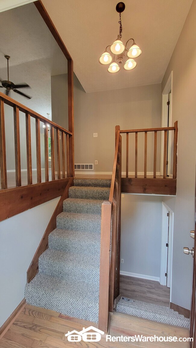 Building Photo - 3039 Jonathan Ct SW