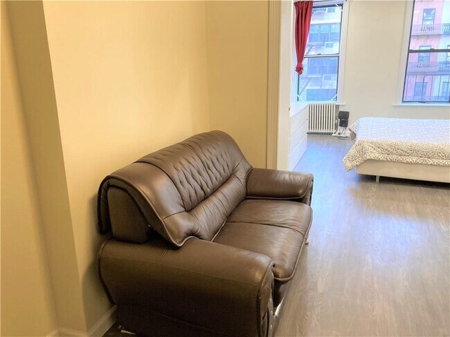 Foto del edificio - 1367-1361 1st Avenue
