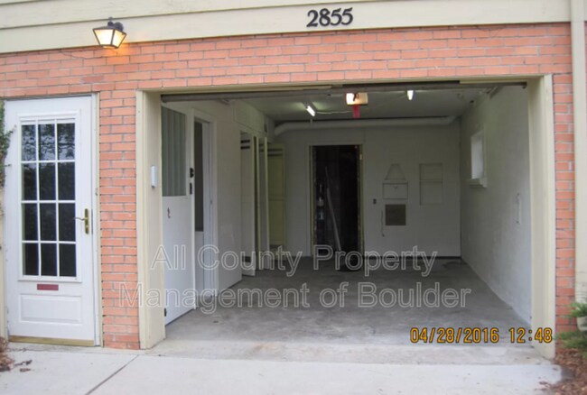 Building Photo - 2855 4th St
